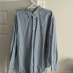 Vineyard Vines Blue and White Casual Button Down Shirt